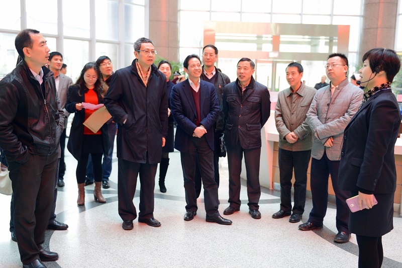 577f4dfa37ea5.jpg 2015年11月14日,國家衛(wèi)計(jì)委規(guī)劃與信息司考察調(diào)研.jpg